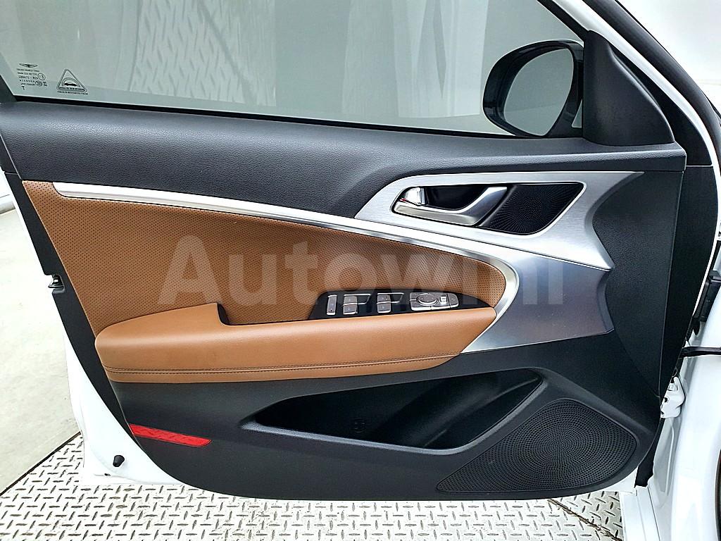 2020 GENESIS G70 2.0T 2WD ELITE - 8