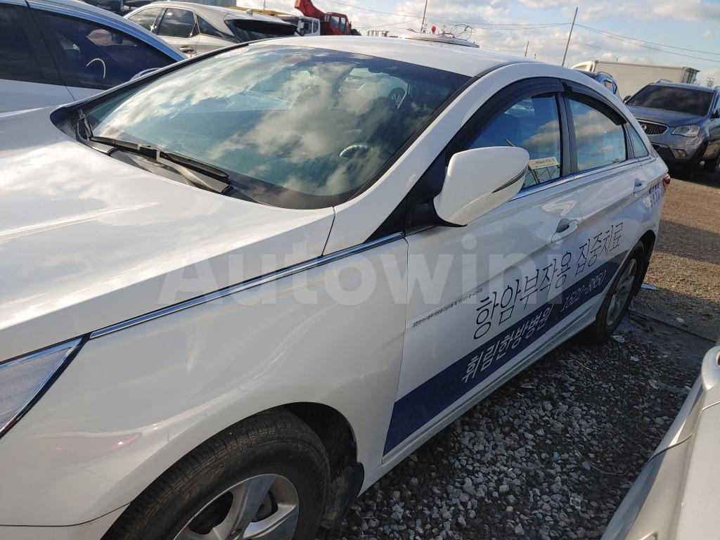 2016 HYUNDAI YF SONATA THE BRILLIANT 16OF16 TAXI REAL ODOMETER - 10