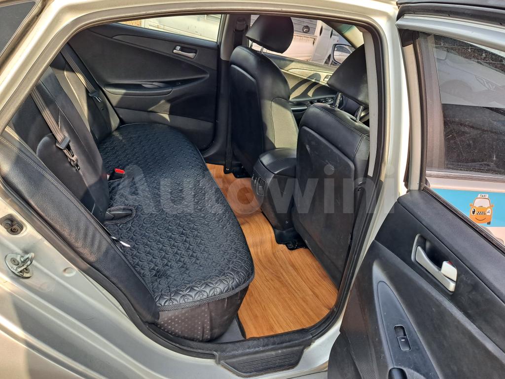 2016 HYUNDAI YF SONATA THE BRILLIANT LPG TAXI - 23