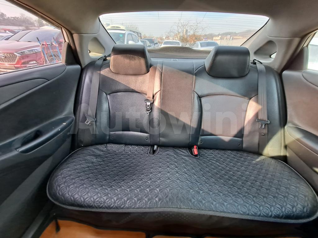 2016 HYUNDAI YF SONATA THE BRILLIANT LPG TAXI - 29