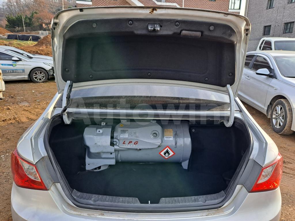 2016 HYUNDAI YF SONATA THE BRILLIANT LPG TAXI - 30