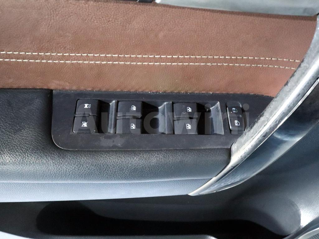 2010 GM DAEWOO (CHEVROLET) WINSTORM LT / SUNROOF / AUTO - 31