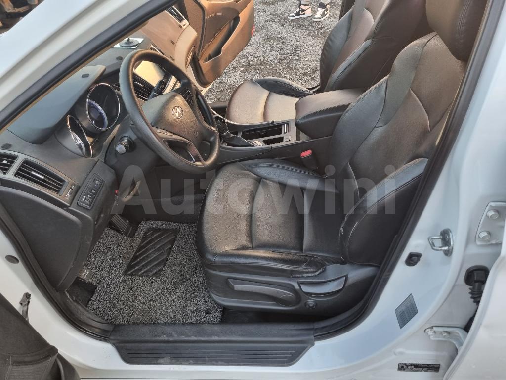 2013 HYUNDAI YF SONATA LPG TAXI - 17