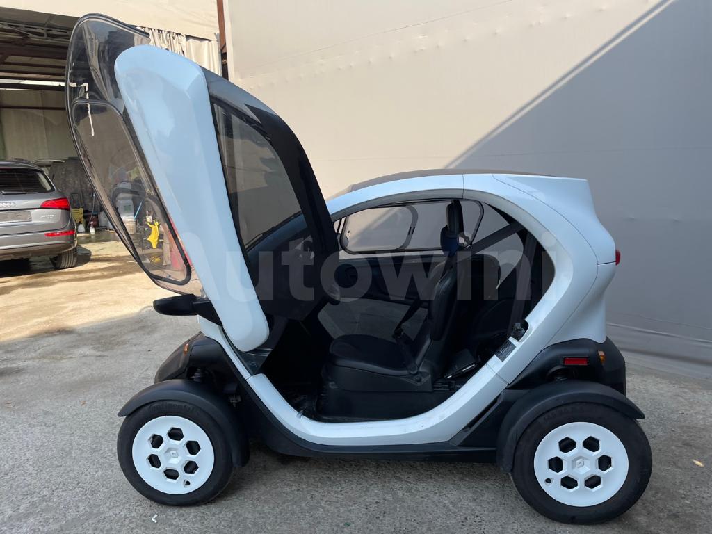 2019 RENAULT SAMSUNG TWIZY 2 SEATS, A/T - 13
