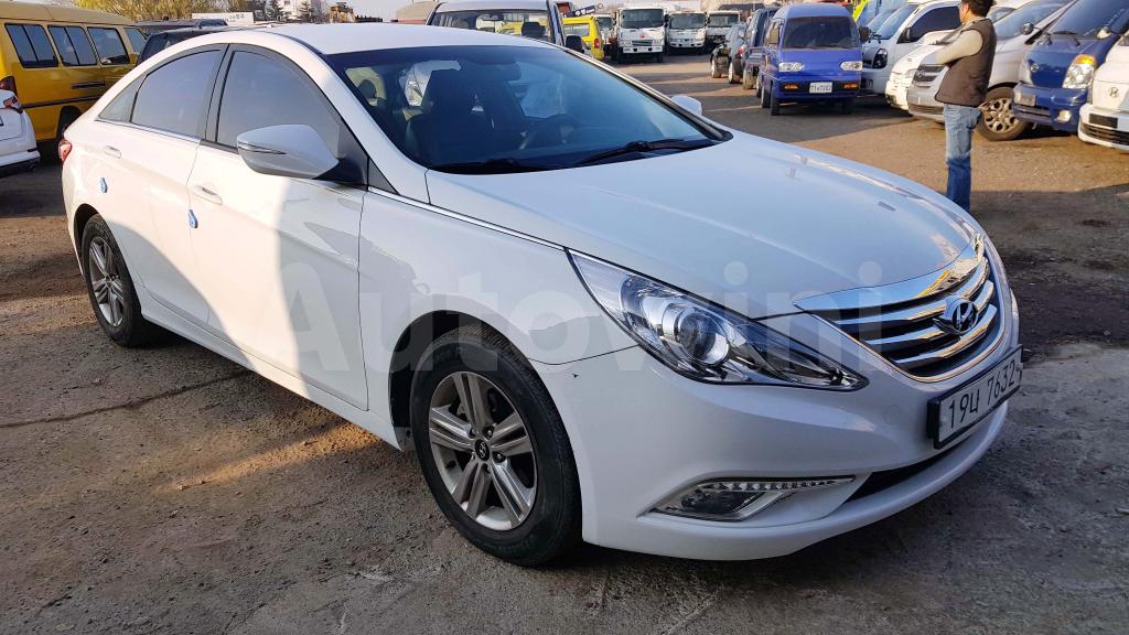 2013 HYUNDAI YF SONATA BRILLIANT WHITE - 13