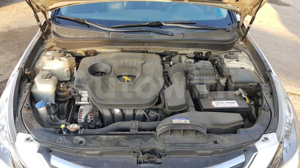 2013 HYUNDAI YF SONATA BRILLIANT WHITE - 16