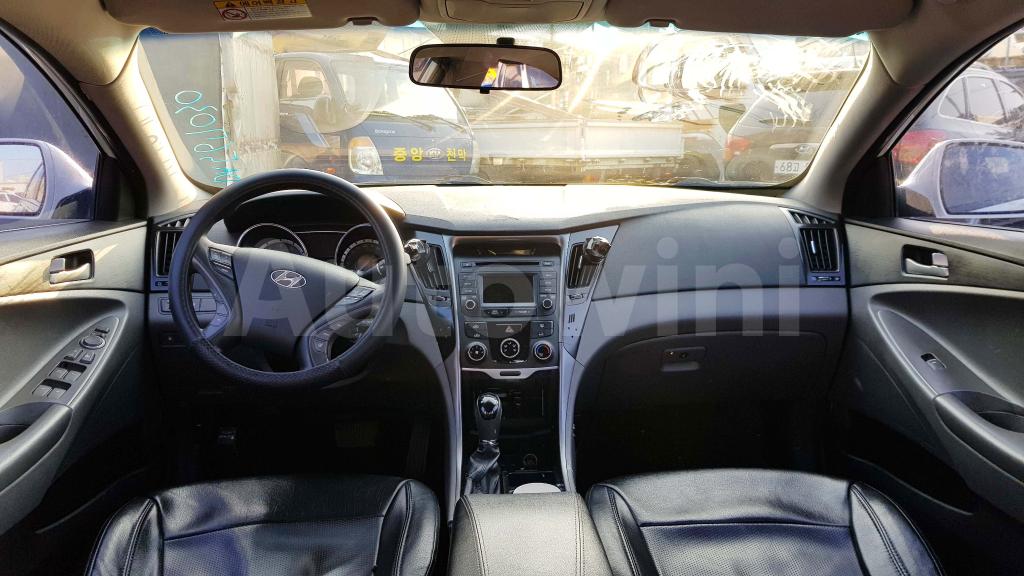 2013 HYUNDAI YF SONATA BRILLIANT WHITE - 19