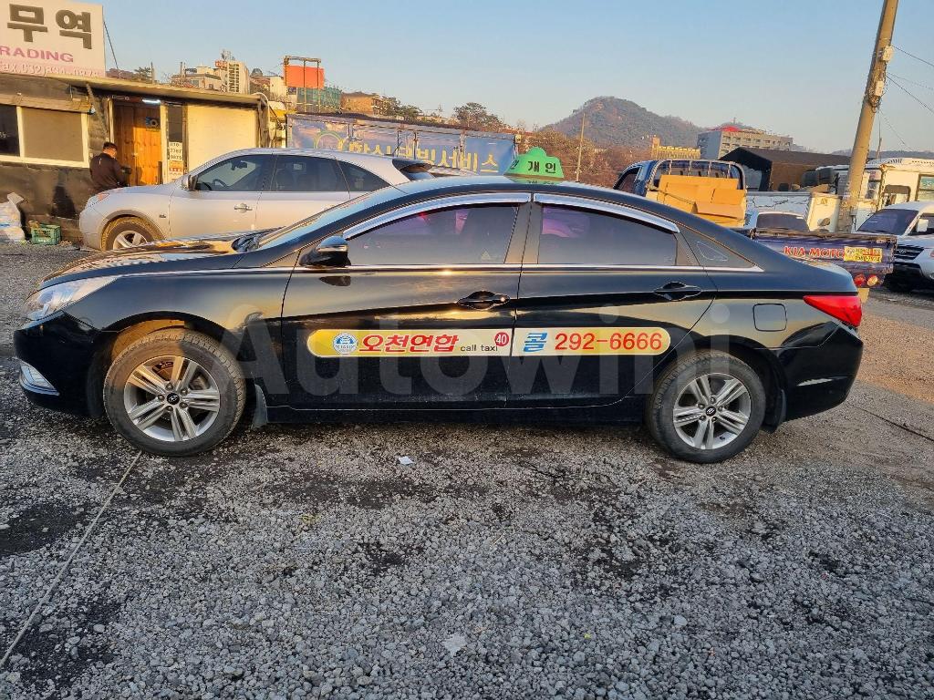 2014 HYUNDAI YF SONATA LPG TAXI - 7