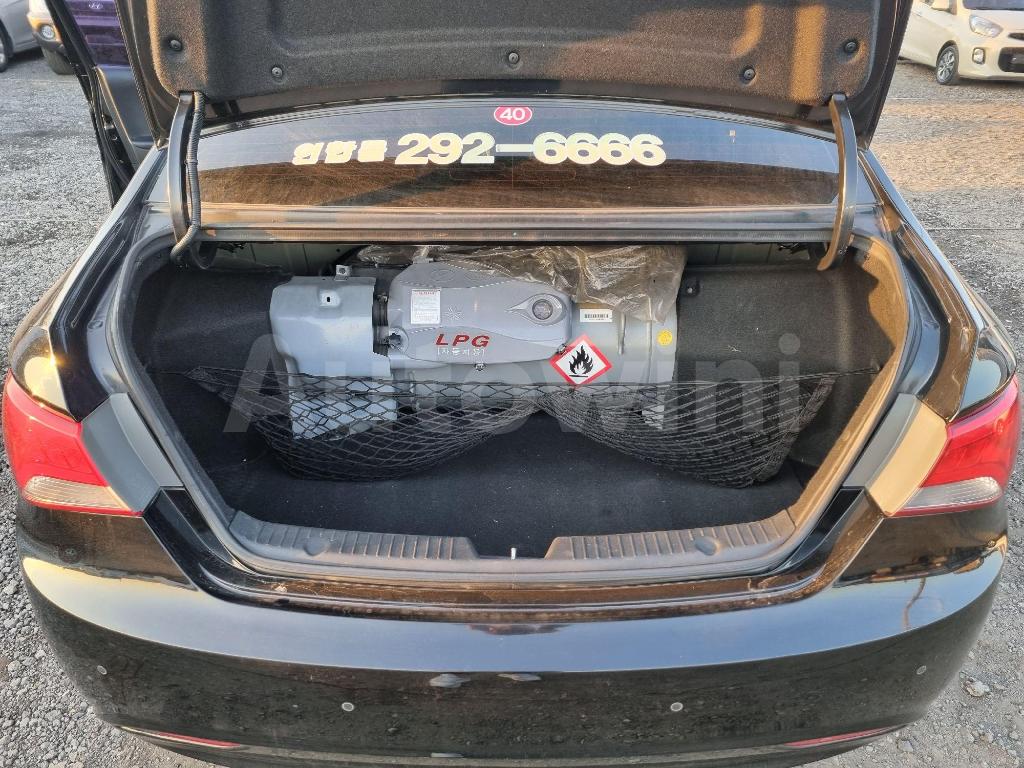 2014 HYUNDAI YF SONATA LPG TAXI - 17