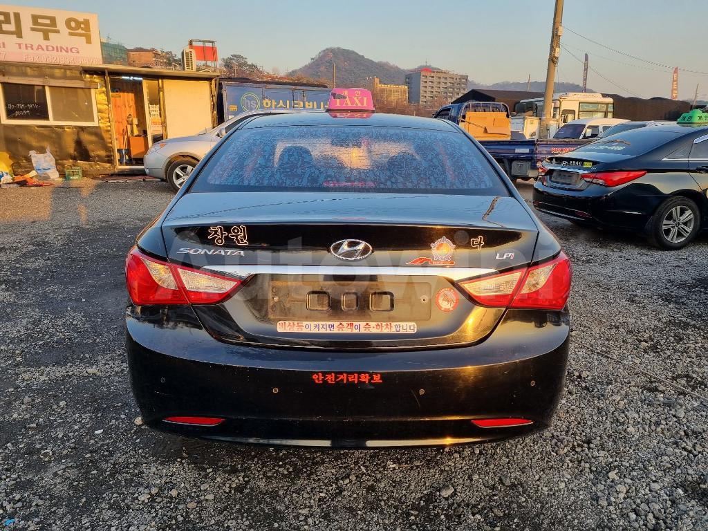 KMHEC41LBEA659871 2014 HYUNDAI YF SONATA LPG TAXI-5