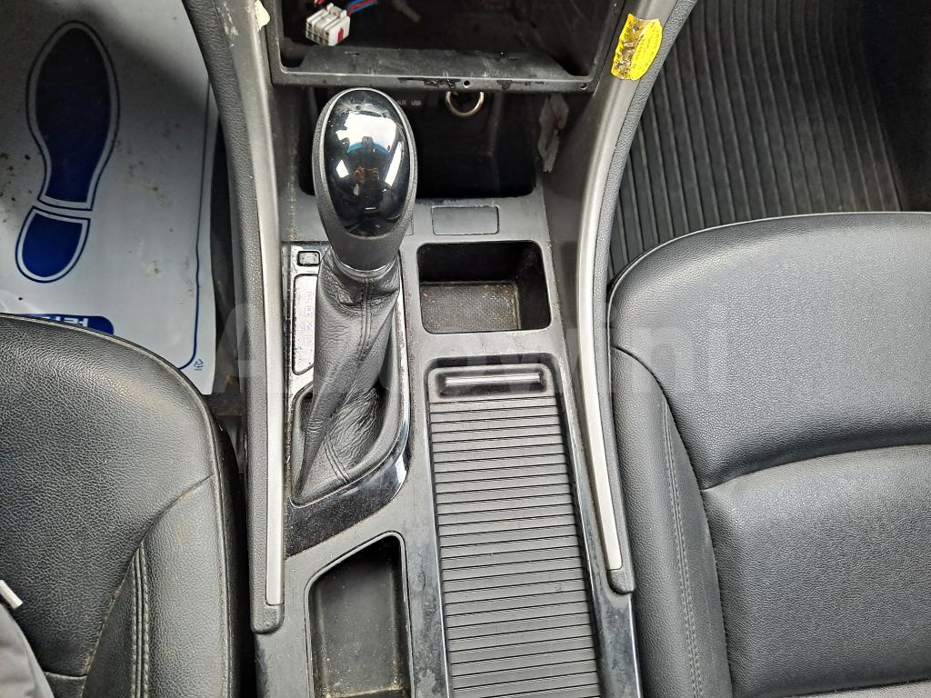 2016 HYUNDAI YF SONATA THE BRILLIANT LPG TAXI - 29
