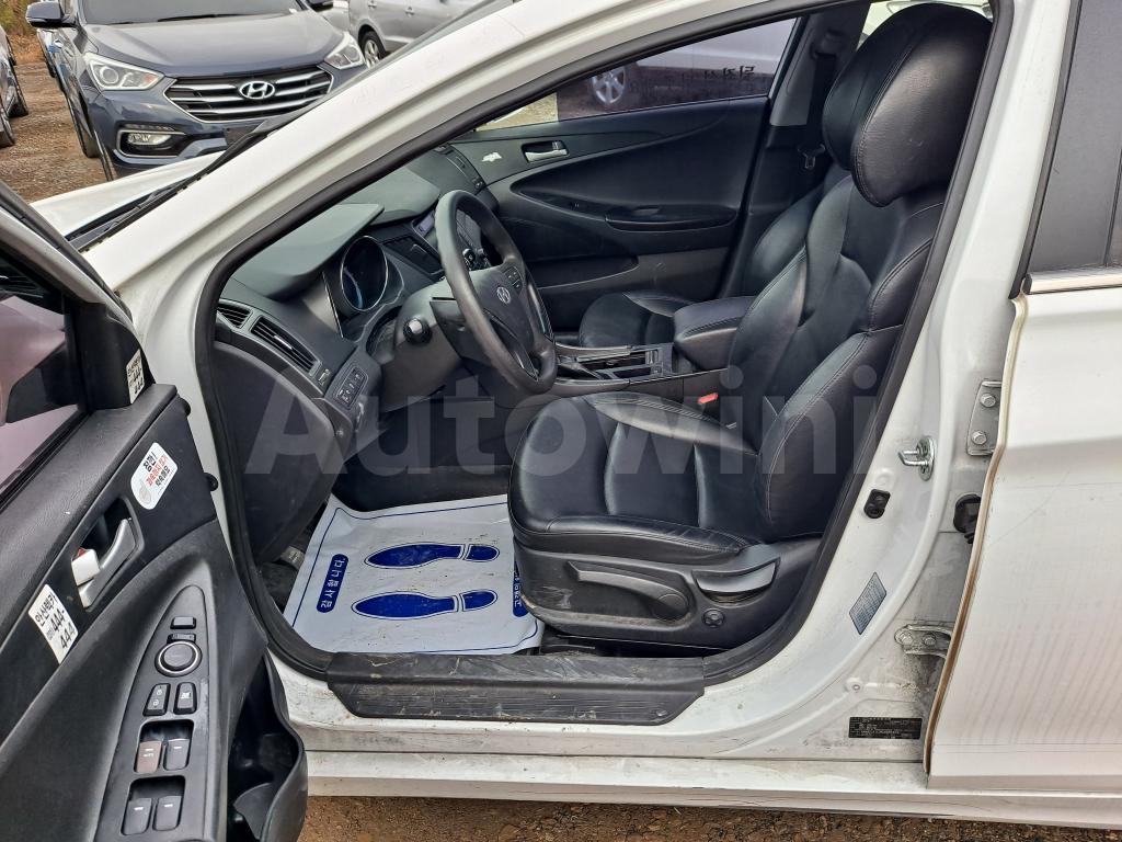 2016 HYUNDAI YF SONATA THE BRILLIANT LPG TAXI - 17