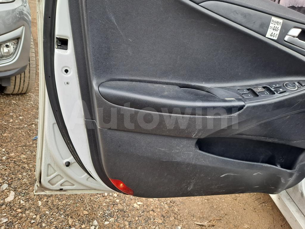 2016 HYUNDAI YF SONATA THE BRILLIANT LPG TAXI - 18