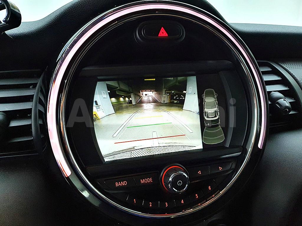 2017 MINI COOPER D 1.5 MID 3RD GEN - 12