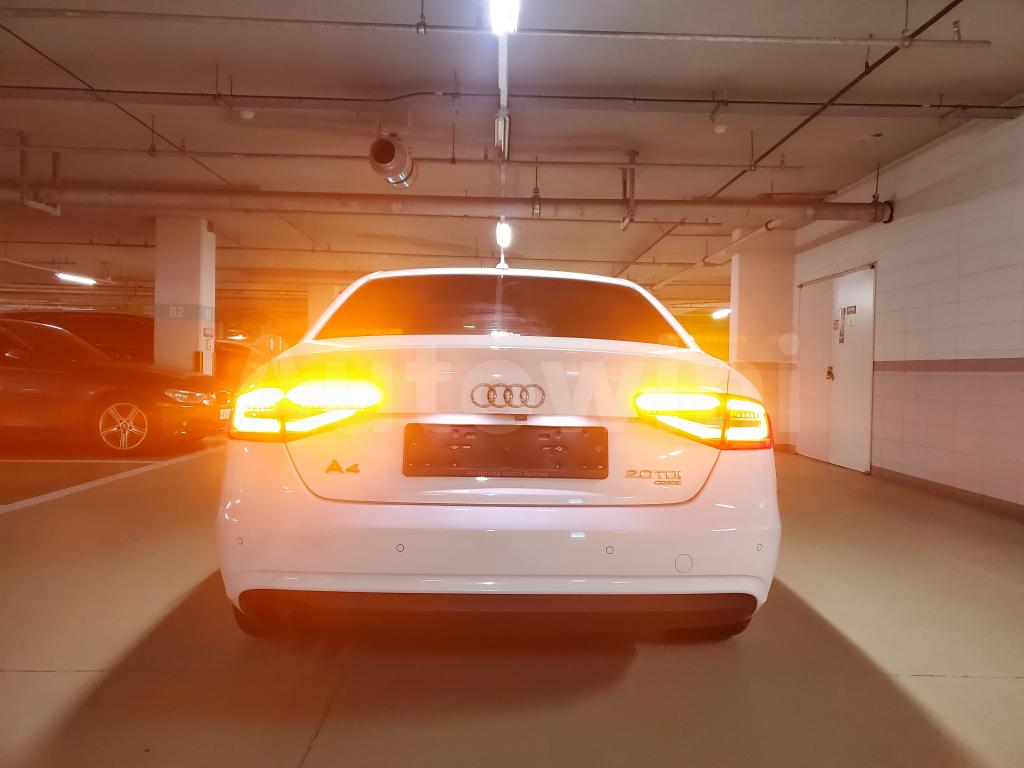 2013 AUDI  A4 2.0TDI - 16