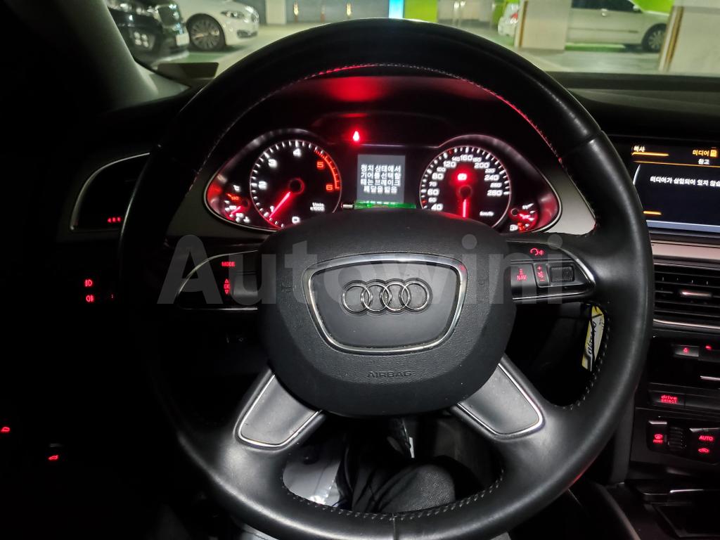 2013 AUDI  A4 2.0TDI - 32