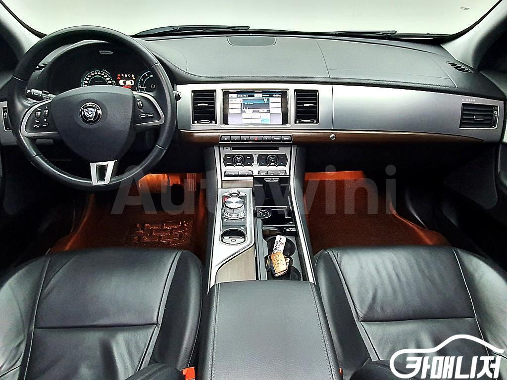 SAJAA05S6EPU12791 2014 JAGUAR XF 2.0 LUXURY X250-4