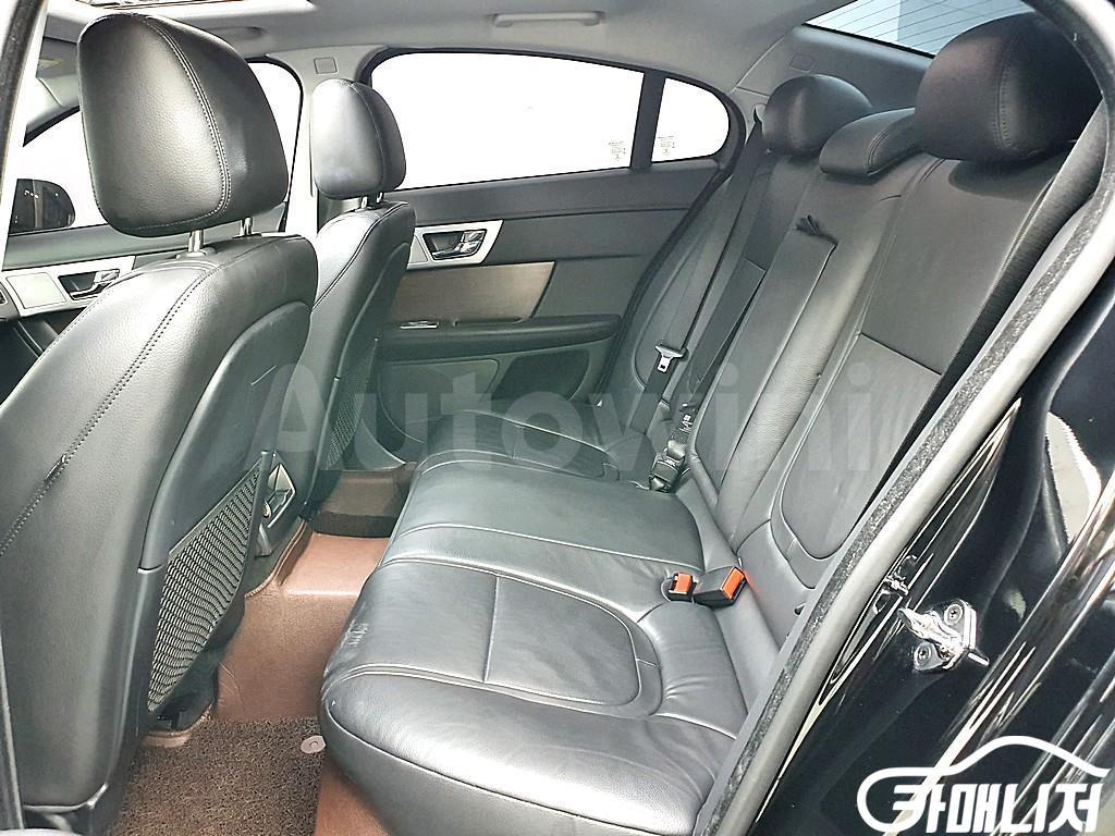 2014 JAGUAR XF 2.0 LUXURY X250 - 10
