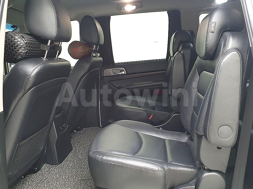 2019 SSANGYONG KORANDO TURISMO 4WD 9 SEATER EXTREME - 10