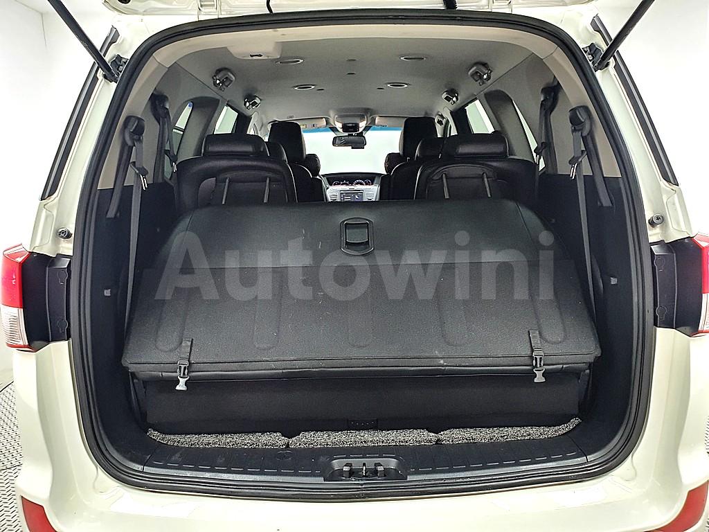 2019 SSANGYONG KORANDO TURISMO 4WD 9 SEATER EXTREME - 16