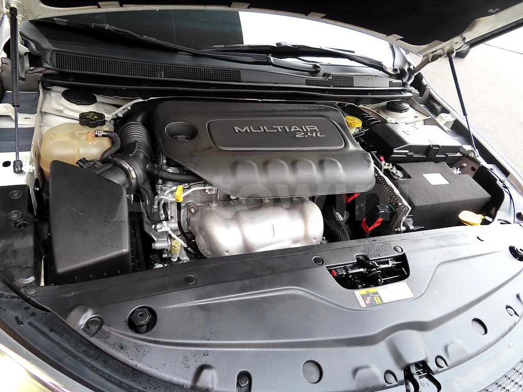 1C3CCCCB4FN721019 2015 CHRYSLER 200 2ND GEN C-5