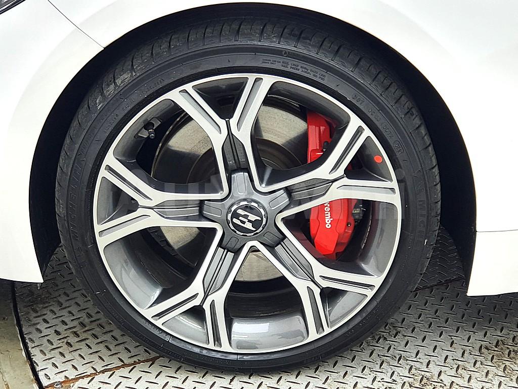 2020 KIA STINGER 2.0 TURBO 2WD PLATINUM - 16
