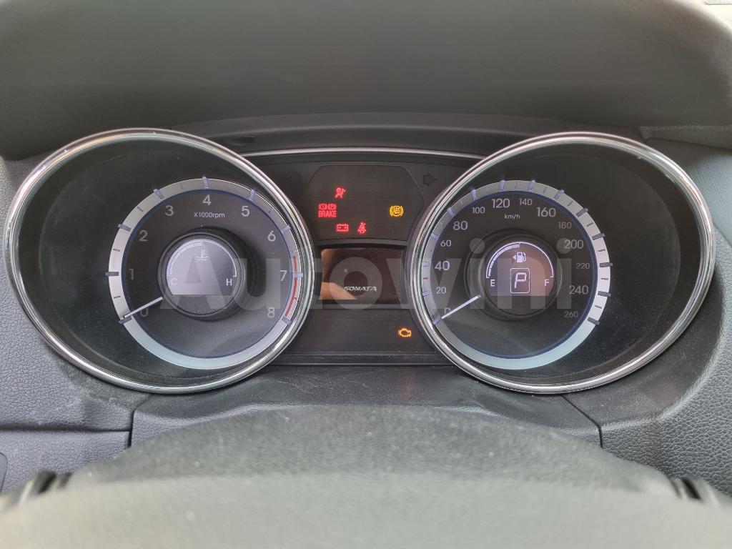 2013 HYUNDAI YF SONATA LPG AT - 44