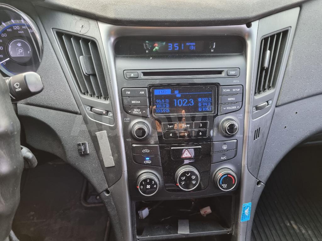 2013 HYUNDAI YF SONATA LPG AT - 46