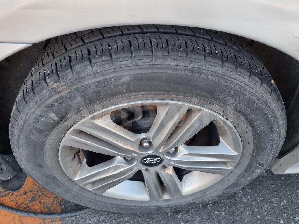 2014 HYUNDAI YF SONATA LPG AT - 10