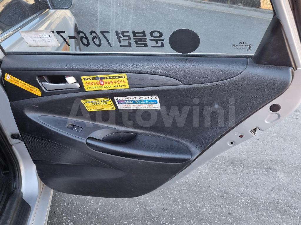 2014 HYUNDAI YF SONATA LPG AT - 25