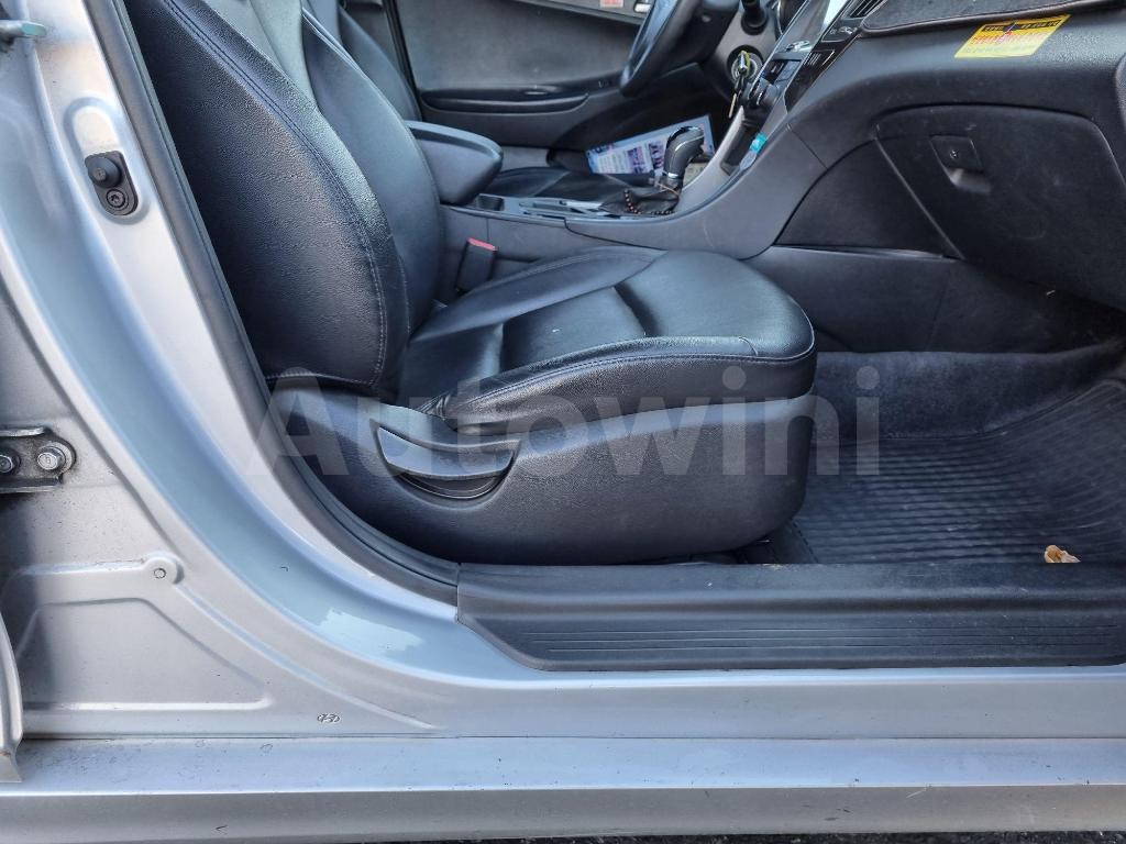 2014 HYUNDAI YF SONATA LPG AT - 32