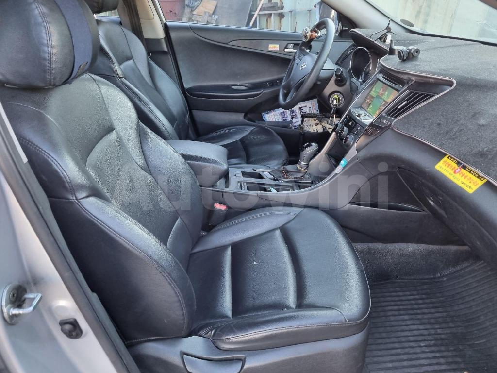 2014 HYUNDAI YF SONATA LPG AT - 33