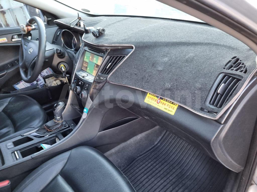 2014 HYUNDAI YF SONATA LPG AT - 34