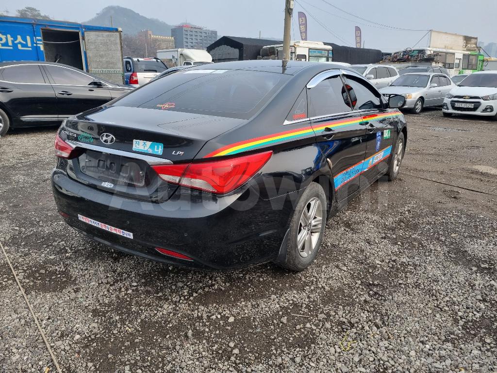 2013 HYUNDAI YF SONATA LPG TAXI - 7