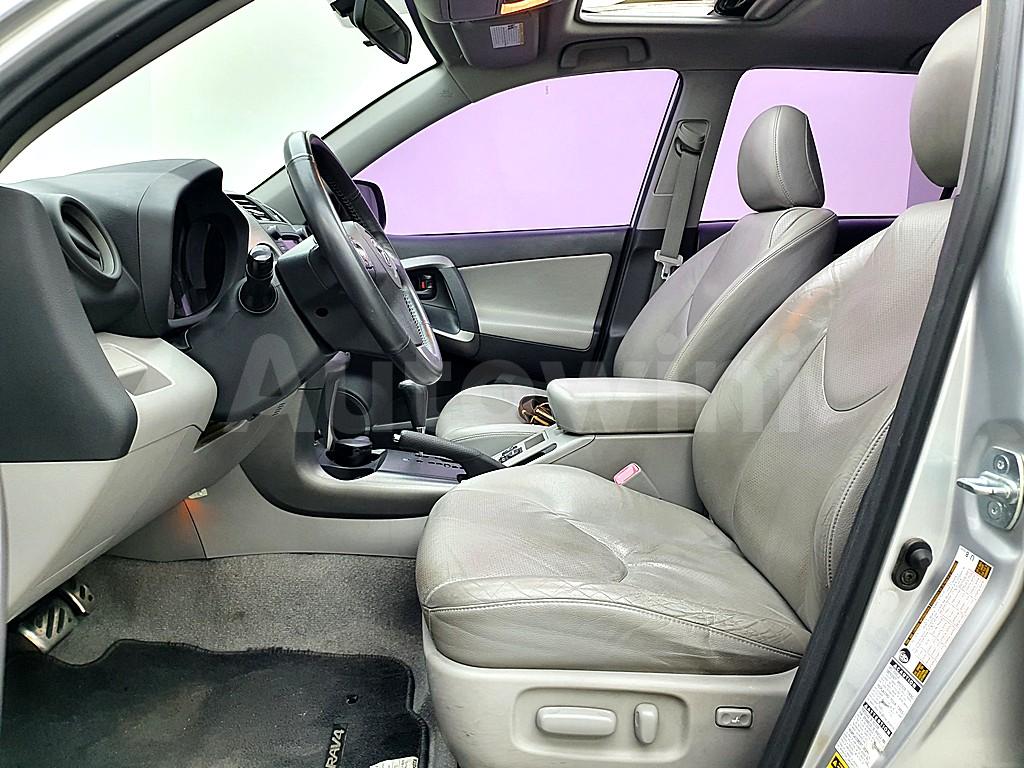 2011 TOYOTA RAV4 4WD - 9