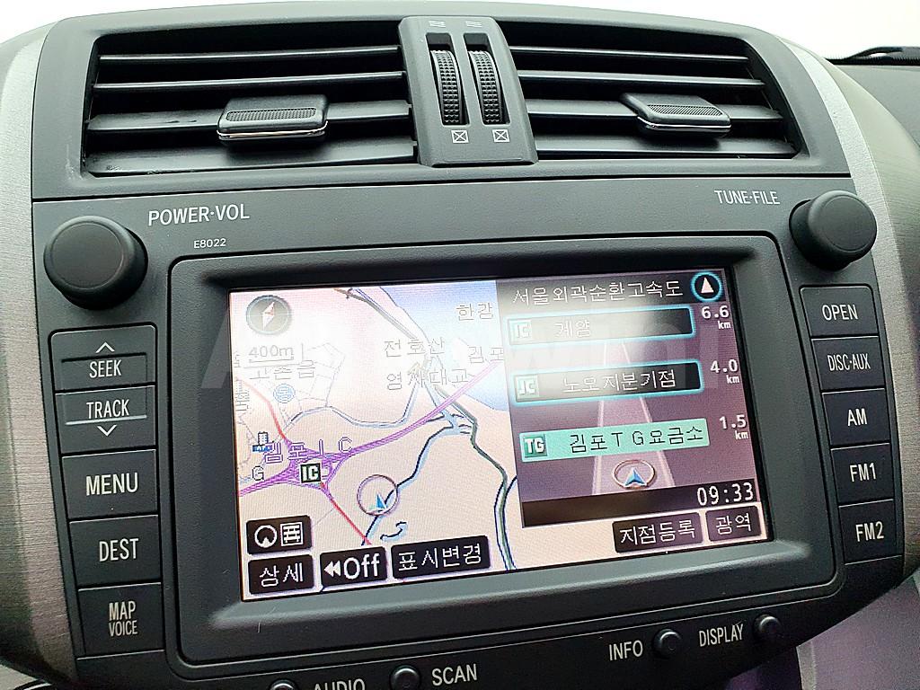 2011 TOYOTA RAV4 4WD - 12