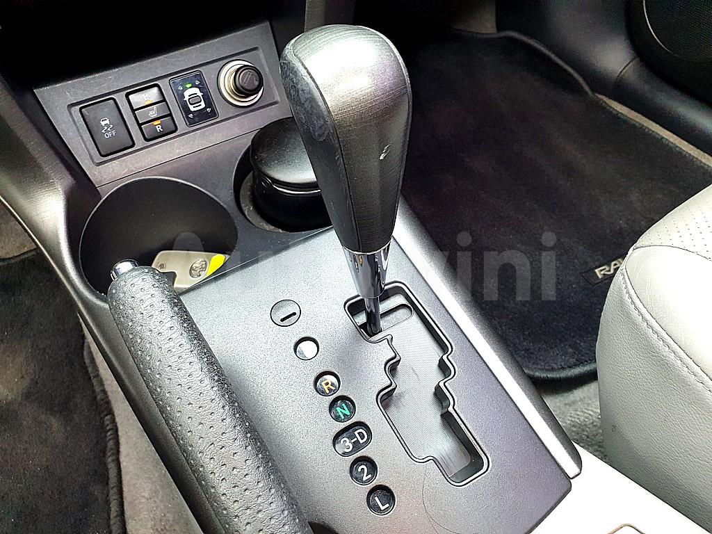 2011 TOYOTA RAV4 4WD - 15