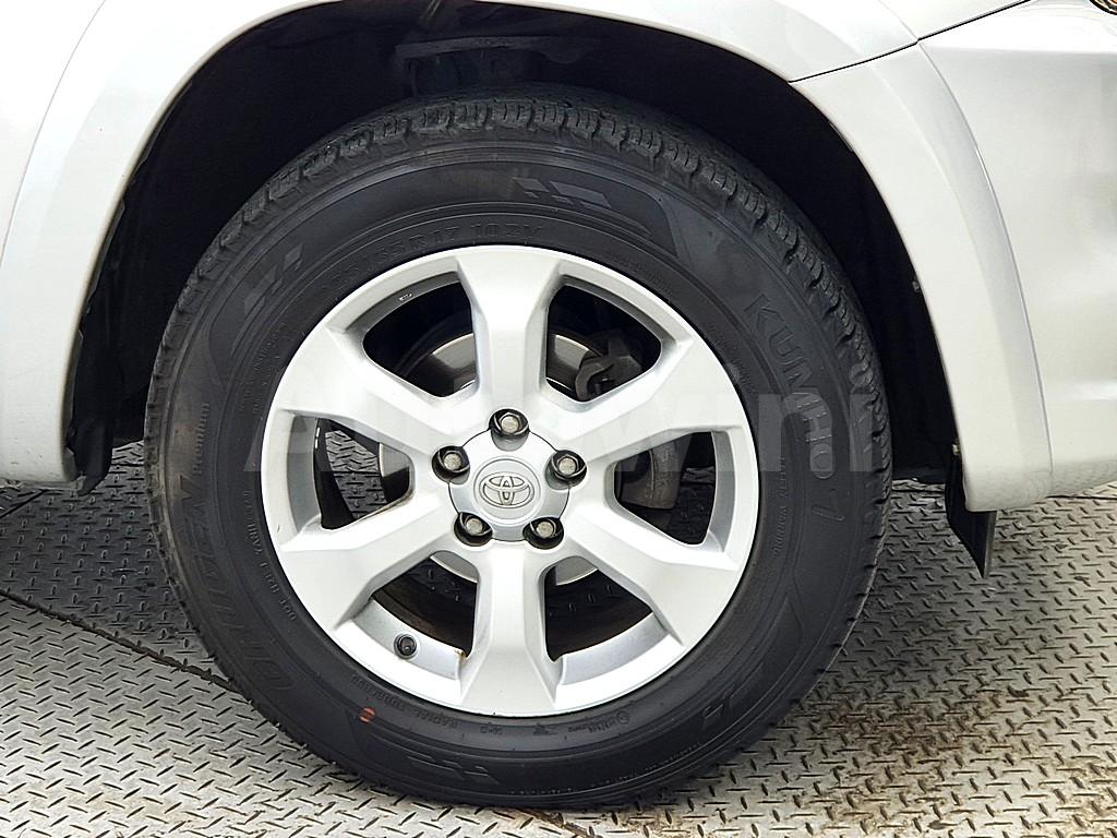 2011 TOYOTA RAV4 4WD - 18