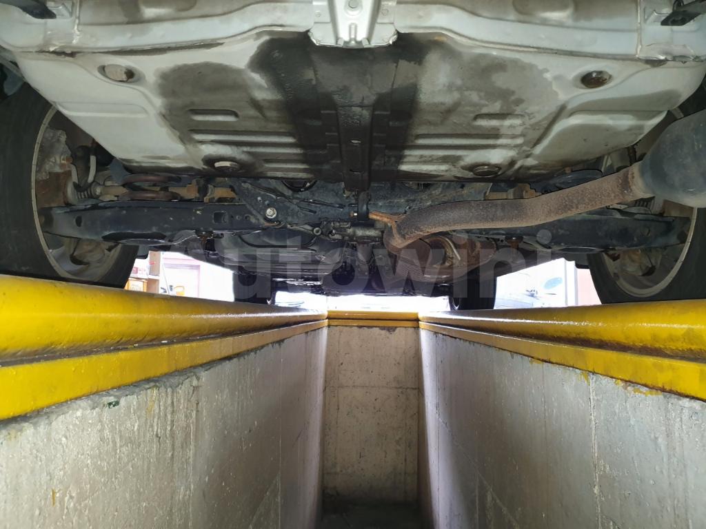 2011 TOYOTA RAV4 4WD - 27