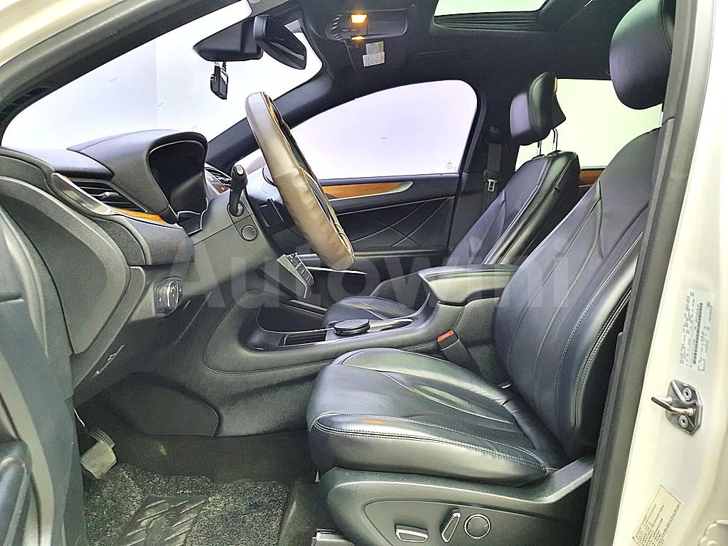 2015 LINCOLN MKC AWD - 9