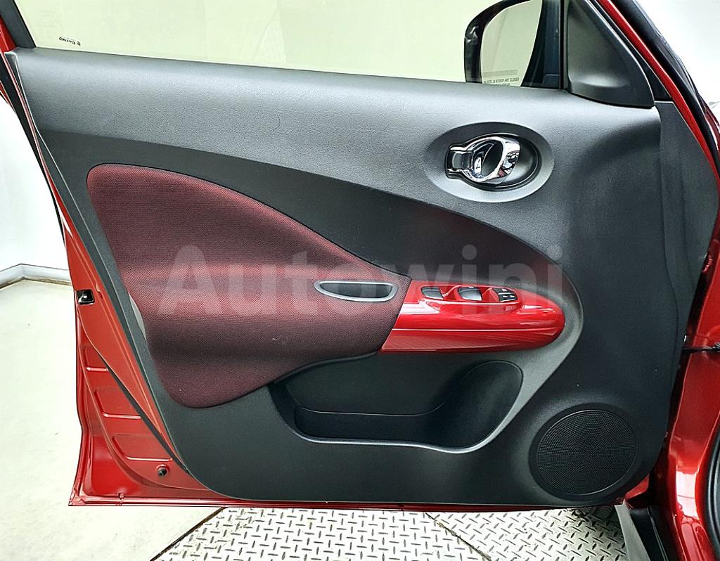 2016 NISSAN JUKE 1.6 SV - 8