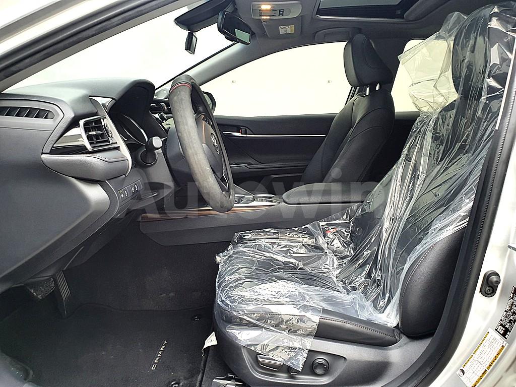 2019 TOYOTA  CAMRY 2.5 HYBRID XLE - 9