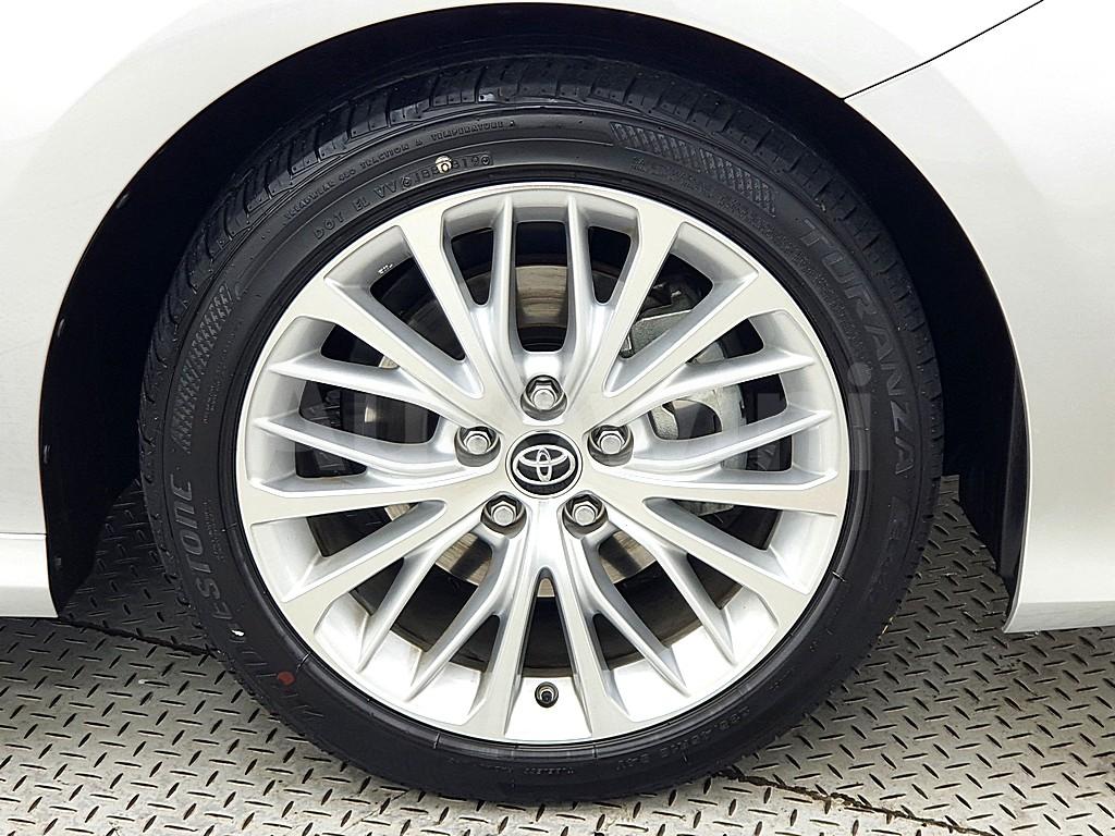 2019 TOYOTA  CAMRY 2.5 HYBRID XLE - 17