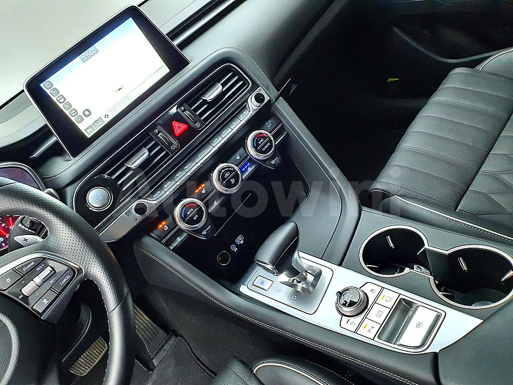 2020 GENESIS G70 2.0T 2WD ELITE - 11