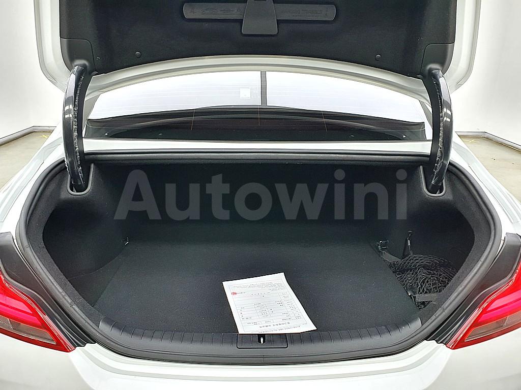 2020 GENESIS G70 2.0T 2WD ELITE - 14