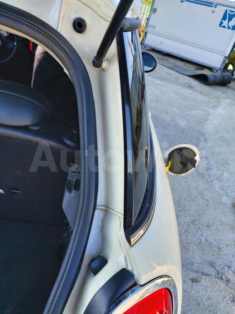 2015 MINI COOPER D DIESEL - 32