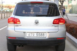 2013 VOLKSWAGEN  TIGUAN 2.0TDI+BLUEMOTION+4WD+SROOF+AA - 13