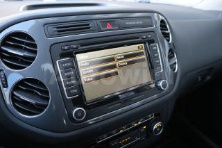2013 VOLKSWAGEN  TIGUAN 2.0TDI+BLUEMOTION+4WD+SROOF+AA - 25