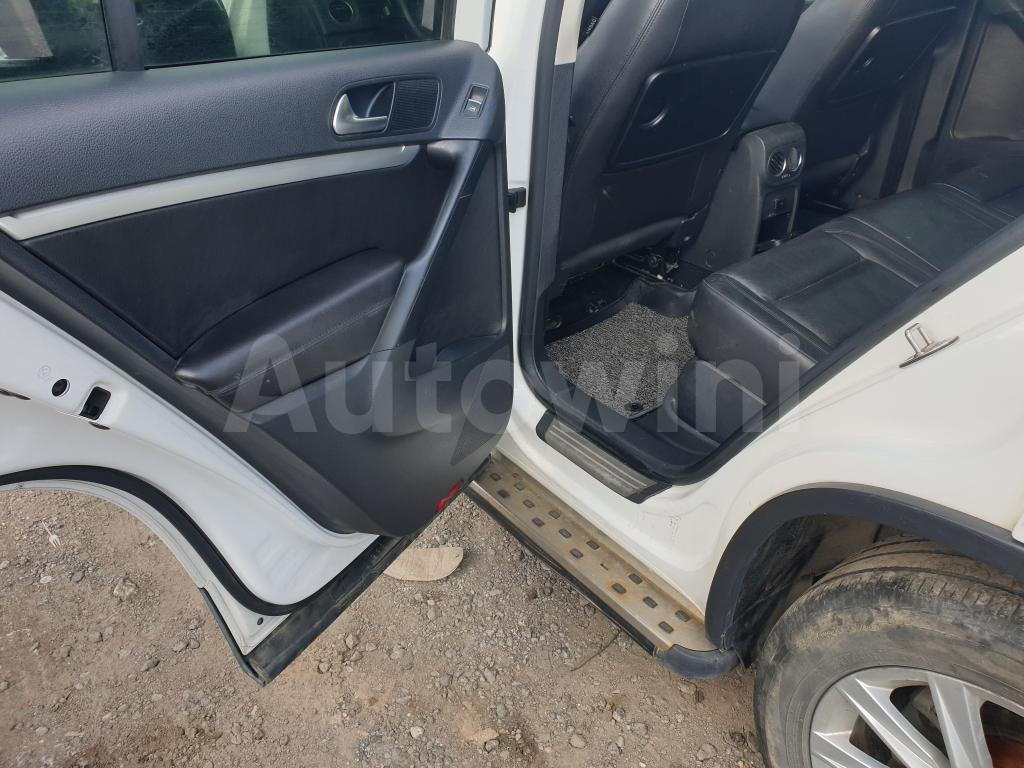 2013 VOLKSWAGEN  TIGUAN 4WD 2.0 TDI - 9