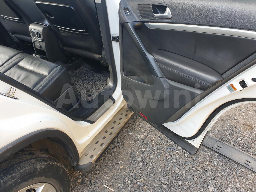 2013 VOLKSWAGEN  TIGUAN 4WD 2.0 TDI - 11